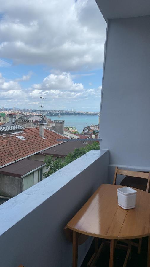 Appartamento Butiq Flat With Bosphorus View Provincia di Provincia di Istanbul Esterno foto