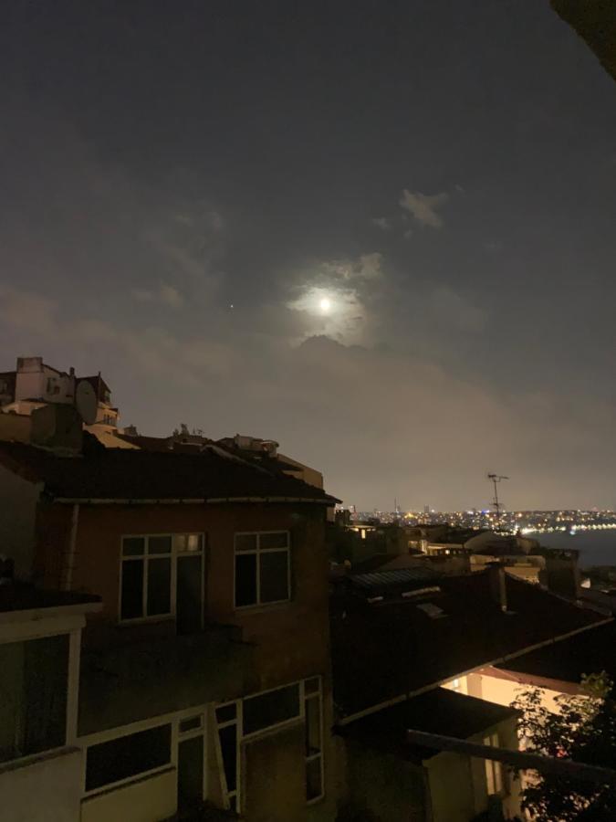 Appartamento Butiq Flat With Bosphorus View Provincia di Provincia di Istanbul Esterno foto