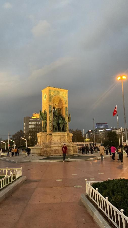 Appartamento Butiq Flat With Bosphorus View Provincia di Provincia di Istanbul Esterno foto