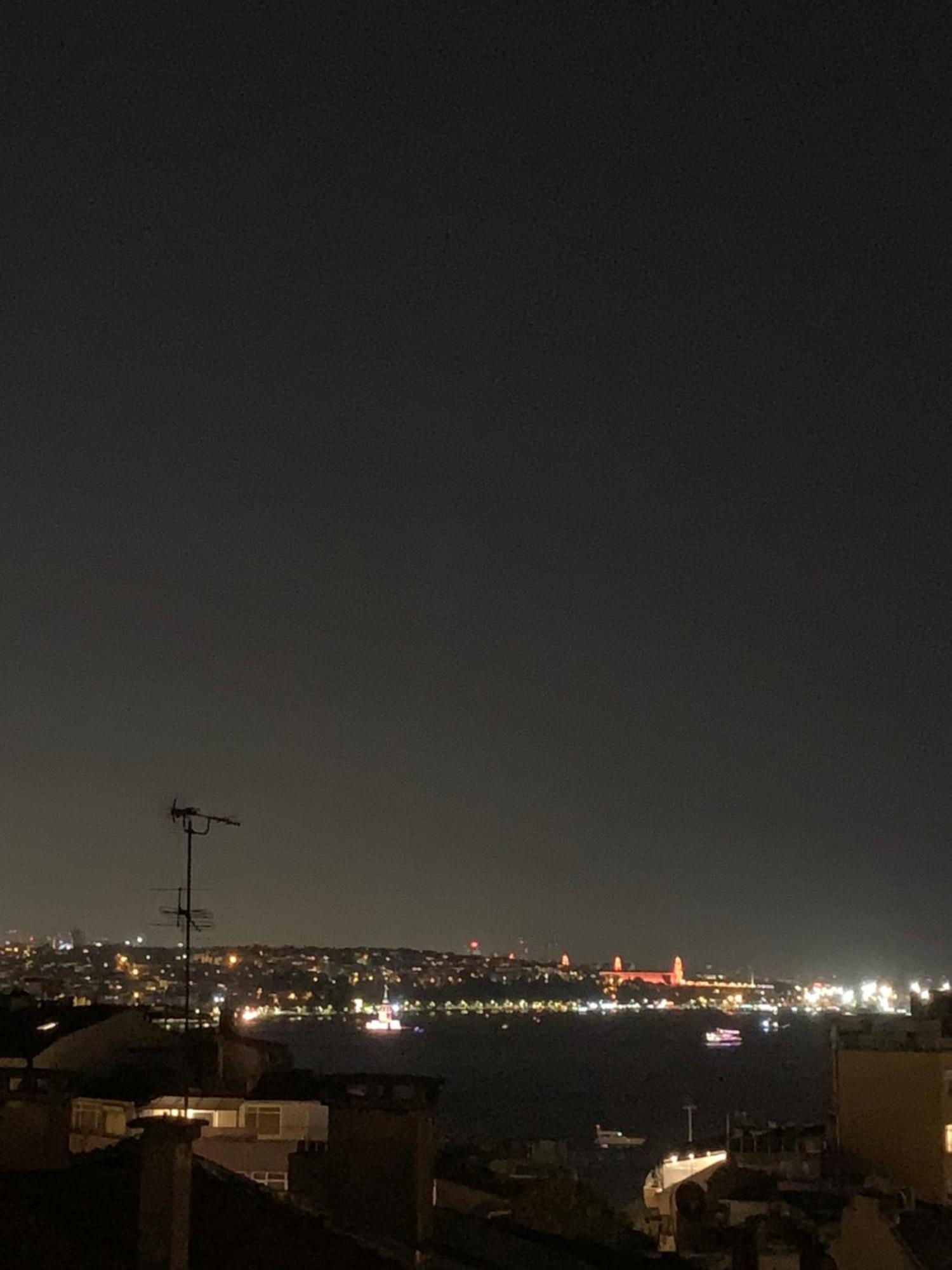 Appartamento Butiq Flat With Bosphorus View Provincia di Provincia di Istanbul Esterno foto